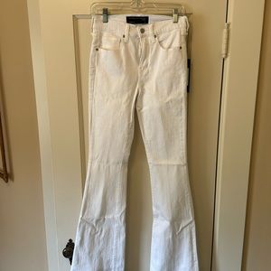 NWT - Veronica Beard Beverly Skinny Flare Jean